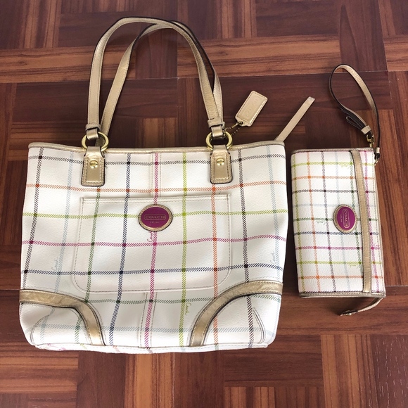 Coach Handbags - COACH Leather Plaid Tote/Bag with Matching Wallet